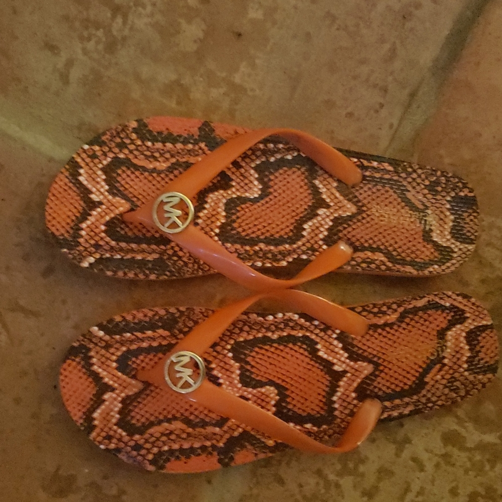 Women's Micheal kors flip flops